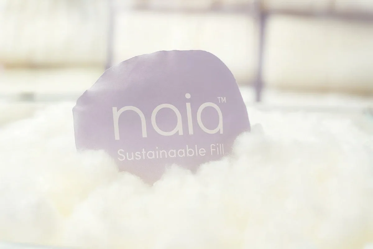Choosing the Best Material for Your Comforter